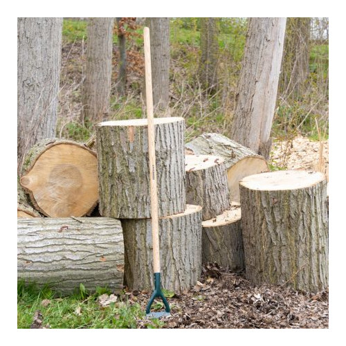 Rakes & Hoes