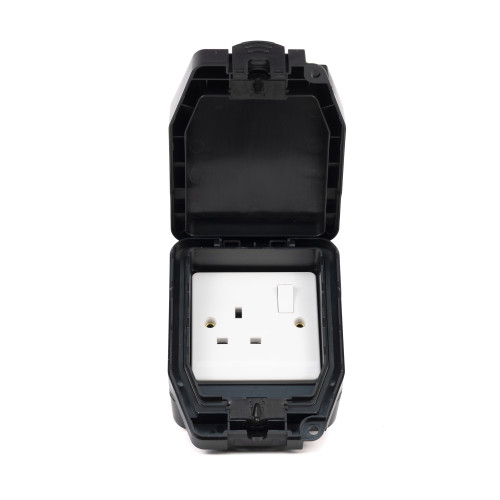 Outdoor IP66 Switched Socket - 1 Gang EL95P